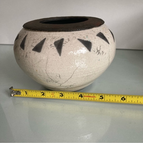 Unique Vintage Pottery - Picture 9 of 11